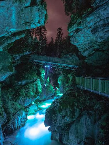 01-gilfenklamm-magic-light-guus-reinartz