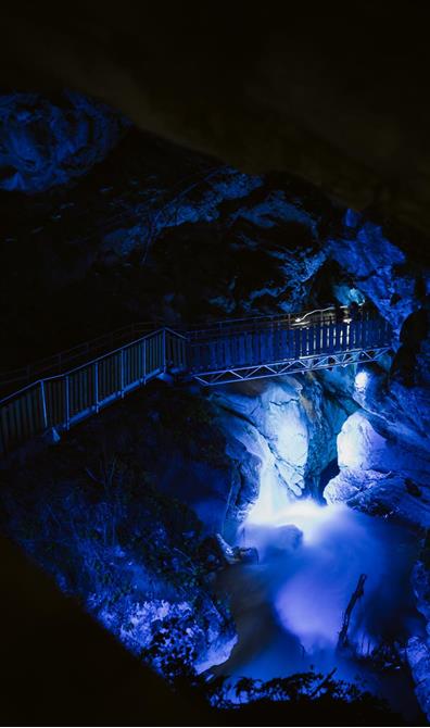 gilfenklamm-magic-light-brixen-tourismus-genossenschaft